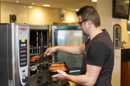 Grillworst, spareribs, gehakballen